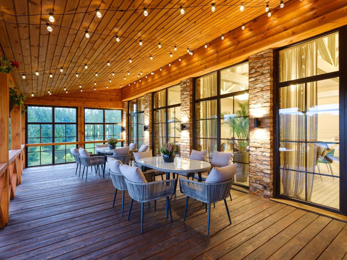 5 Stories Guest House Inkartai ภายนอก รูปภาพ